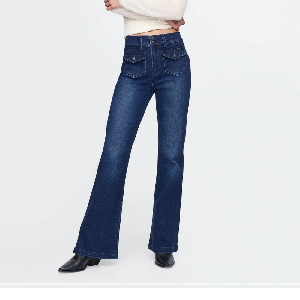 Gap High Rise 70s Flare - Dark Wash